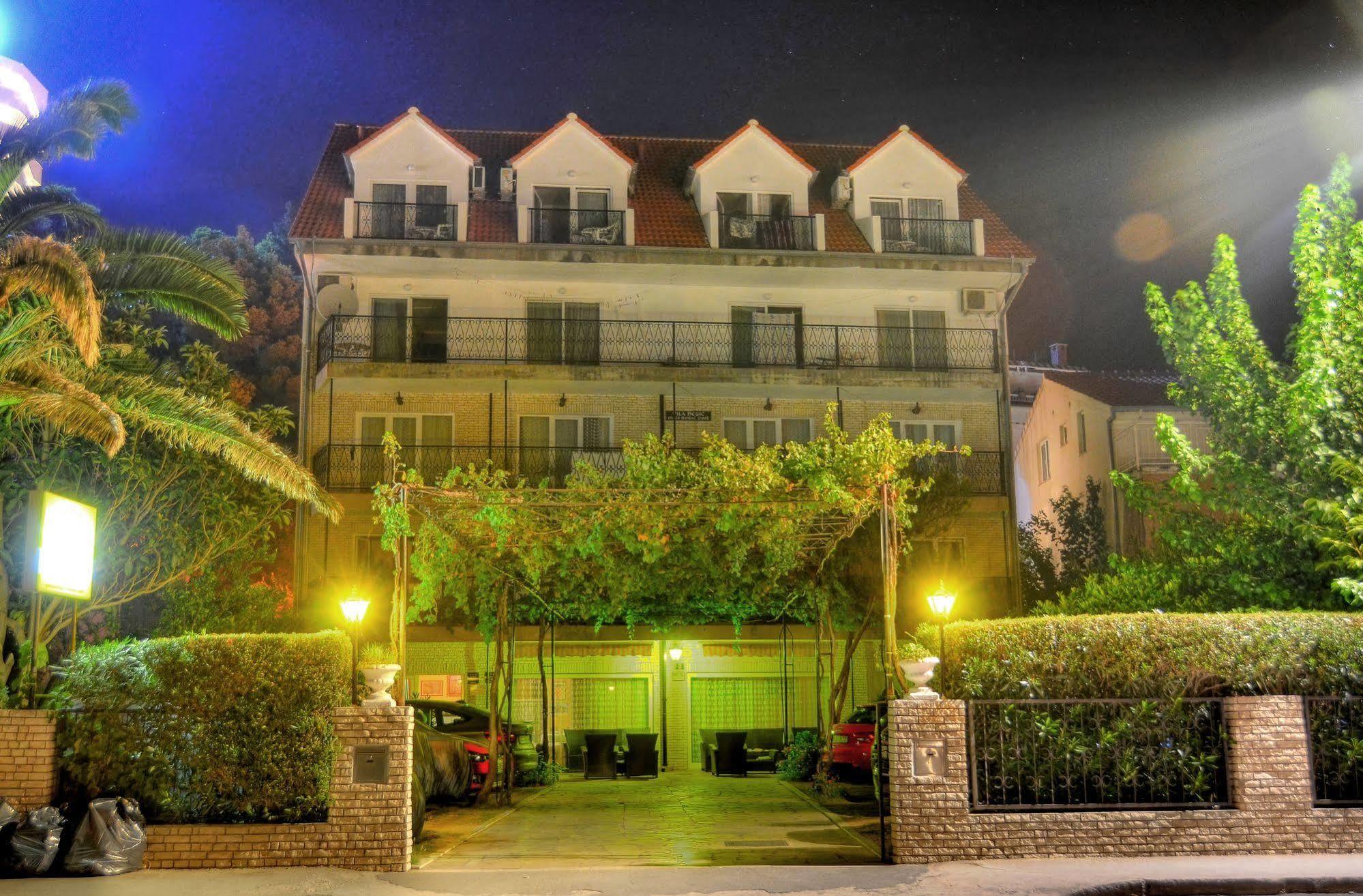 Pansion Begic Hotel Omis Ngoại thất bức ảnh